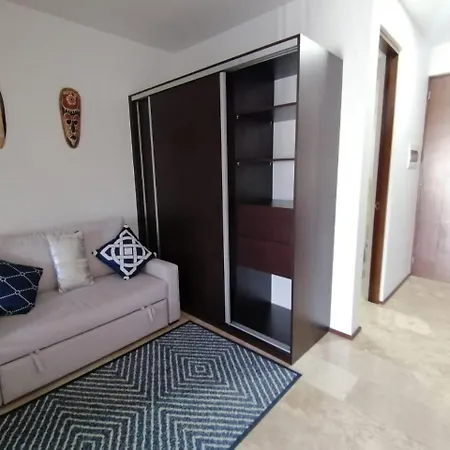 Apartment Stylish W Premium Amenities Wifi 250mb *