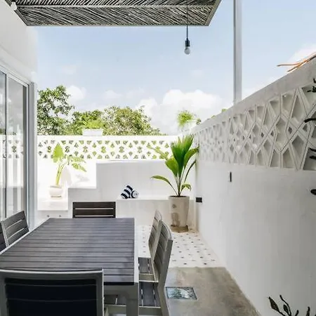 Luxury Villa, Club - Jungle View - Sahara Bleu *