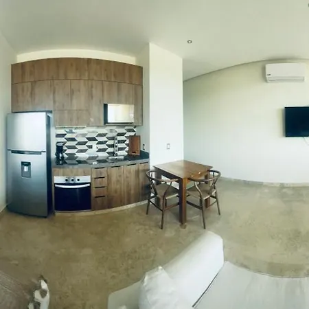 Private Pool, King Bed, Cenote, High Speed Wi-fi