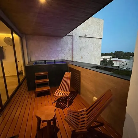 Private Pool, King Bed, Cenote, High Speed Wi-fi Apartment Tulum