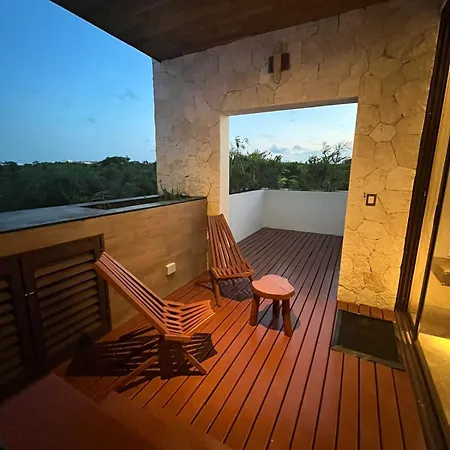 Private Pool, King Bed, Cenote, High Speed Wi-fi *