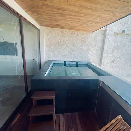 Apartment Private Pool, King Bed, Cenote, High Speed Wi-fi Tulum