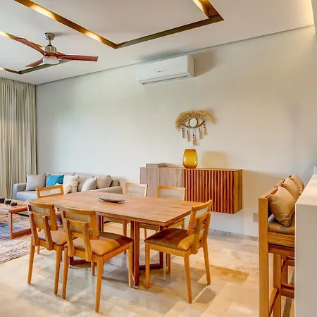 Ocean Views Luxury Community Private Rooftop Pool