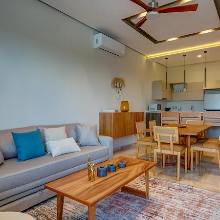 Holiday home Ocean Views Luxury Community Private Rooftop Pool