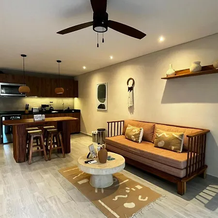 Cozy With A King Size Bed Apartment Tulum