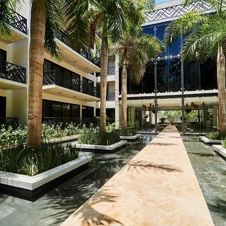 Apartment Escape - Stylish Pool, Gym & Parking *