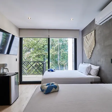 Escape - Stylish Pool, Gym & Parking Apartment Tulum