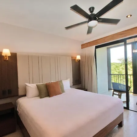Hacienda Tuk By The Spot Apartment