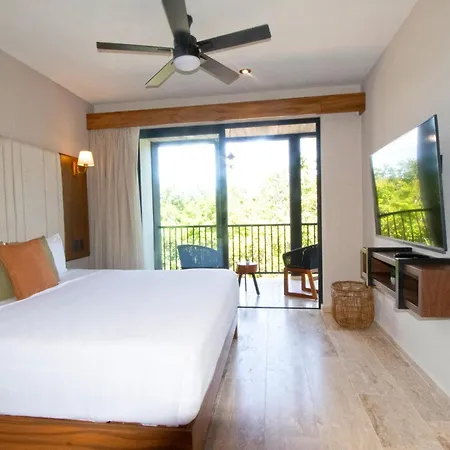 Hacienda Tuk By The Spot Apartment