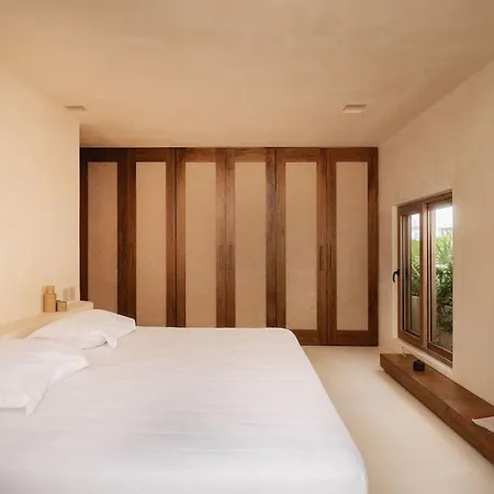 Casa Leela Luxury Villa, 4 Floors, 5.5 Bathrooms, 2 Pools, Rooftop * Tulum