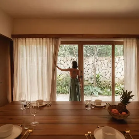 Casa Leela Luxury Villa, 4 Floors, 5.5 Bathrooms, 2 Pools, Rooftop