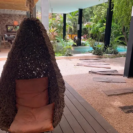 Luxe 3br - Private Terrace, Pool & Vibes *