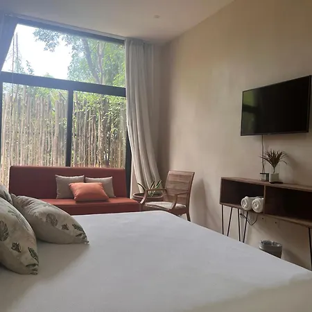 Luxe 3br - Private Terrace, Pool & Vibes