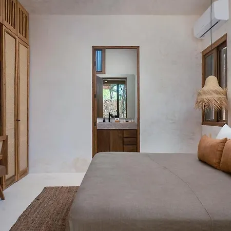 Boho Organic 3br Villa, Gated Community, Rooftop Tulum