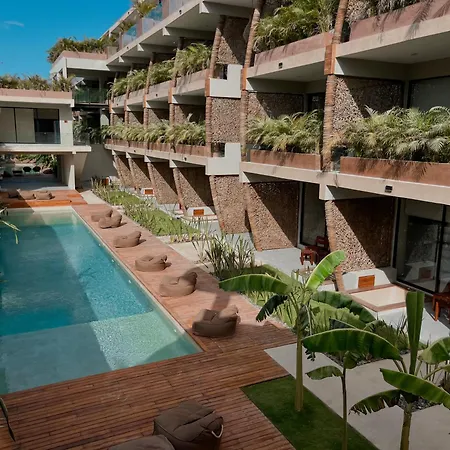 Xamira Nomad Oasis Aparthotel Tulum