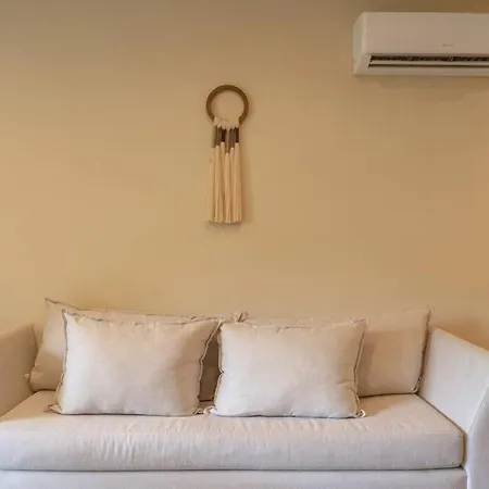 New 1 Bedroom With Pool Access In - X07 Apartment