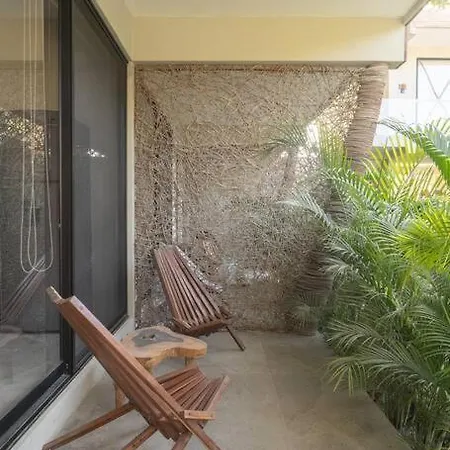 New 1 Bedroom With Pool Access In - X07 *