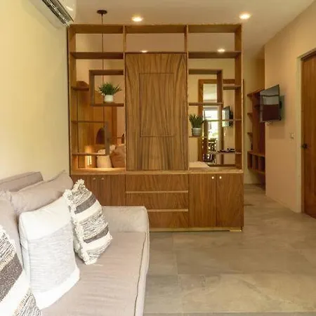 Apartamento Lujoso Estudio Con Acceso A La Piscina - La Veleta