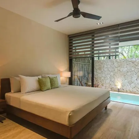 Luxury Bungalow Private Jacuzzi 6 Guests *