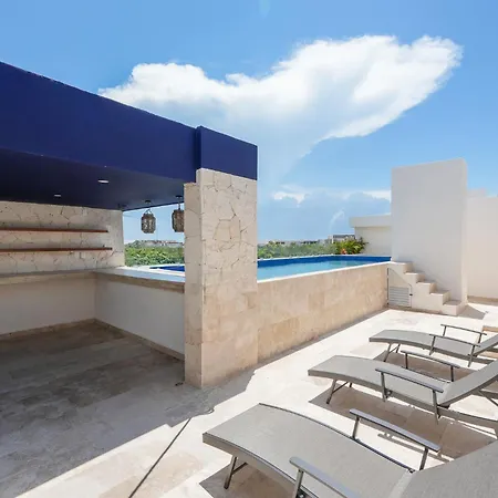 Aldea Dream Modern Designer 2 Floor Penthouse Sleeps 8 Apartment