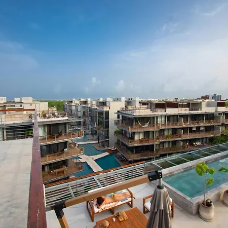 Apartahotel Modern 1br In With Exclusive Deals