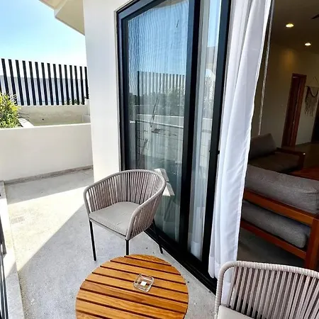 Apartamento Spacious Penthouse With Pool *