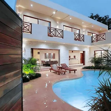 Villa 4br With Private Pool *