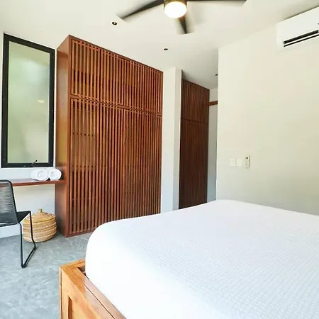 Luxury Villa, Private Pool, Rooftop Haven & Grill *