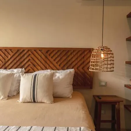 Estudio Con Terraza Vistas A La Alberca-la Veleta Tulum
