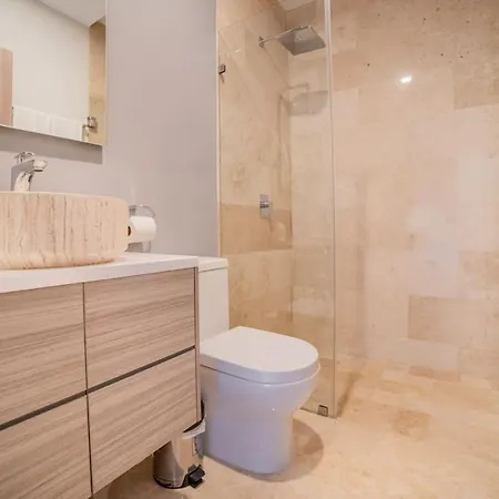Free Beach Club- Sea View Rooftop 1br *
