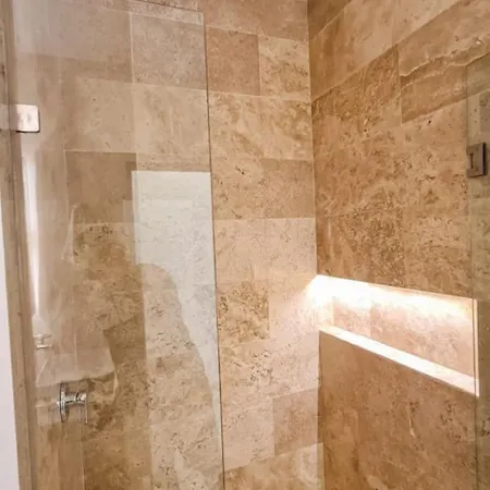 Bora Near & Town Free Club Apartment *