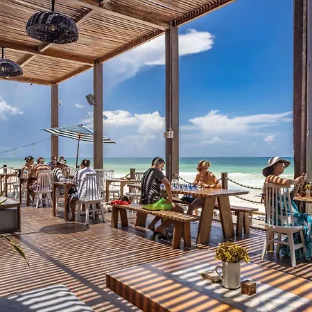 Lula Tulum, A Small Luxury 4*