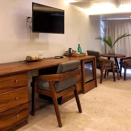 El Paraiso 4*