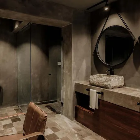 Barneys New York Luxury Black Penhouse Tulum