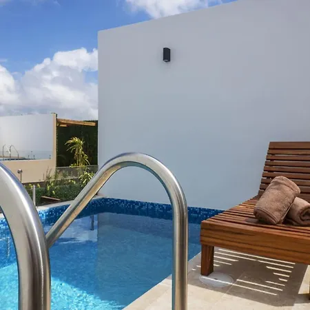 Menesse Penthouse Private Pool *