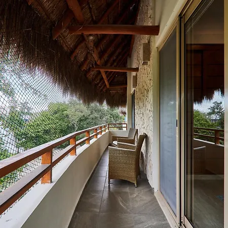 Apartment Aldea Zama Penthouse With Private Rooftop In Gated Community Tulum