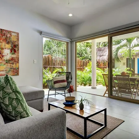 Poolside Bliss With Private Terrace And Jacuzzi Apartment *