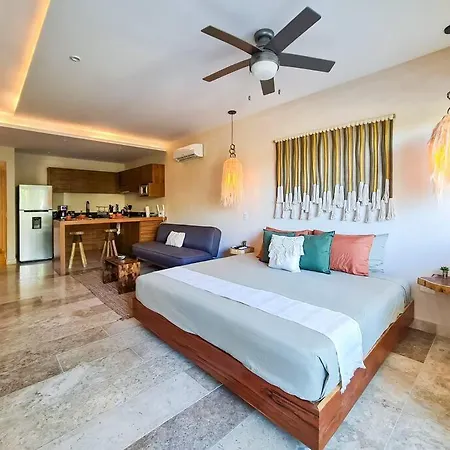 Access Sunrise Private Pool Fast Wifi Apartment