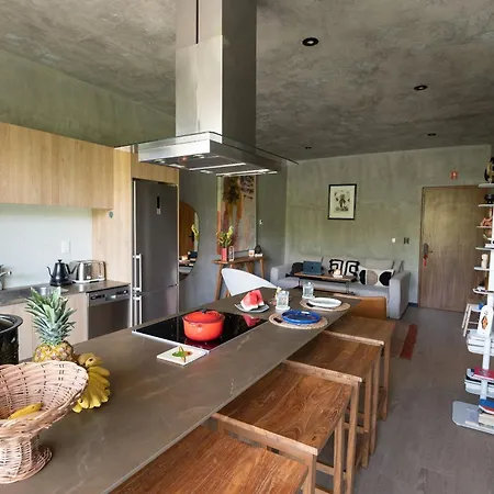 Tuk Viento 201 - Design Apt - Unbeatable Location - Pool - Gym