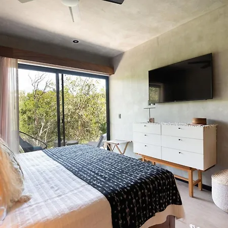 Tuk Viento 201 - Design Apt - Unbeatable Location - Pool - Gym *