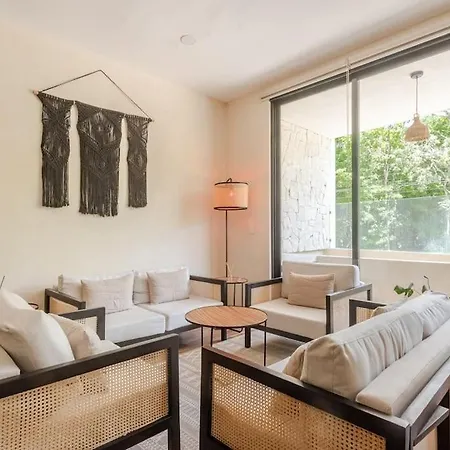 Alberca Y Balcon Privado A 6 Minutos De La Playa