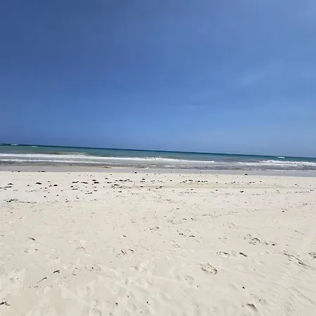 Unique Style Elegance, Fast Wifi Beach Access Apartment Tulum