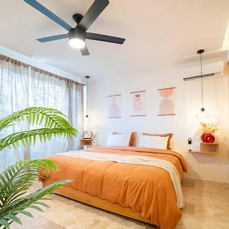 Apartment Unique Style Elegance, Fast Wifi Beach Access
