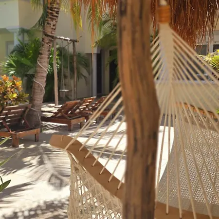 Kin Palms Luxury Apartment