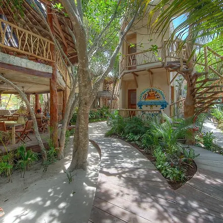 Life Source Retreats Hotel