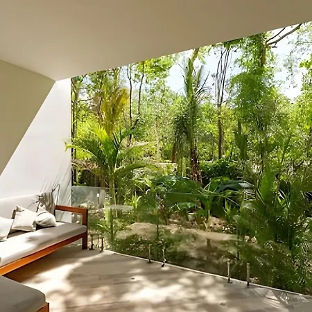 Oasis Yaaxlum * Tulum