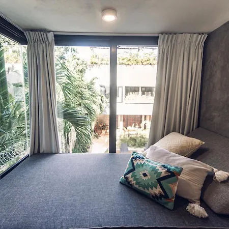 Nomad Humans Coliving Apartment *