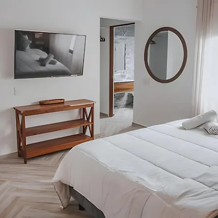 Oasis Yaaxlum Estudios Tulum