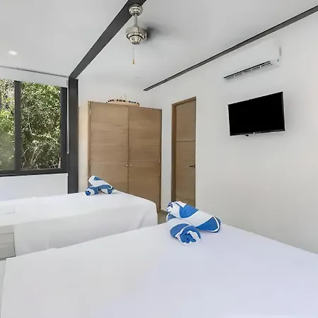 Charming 3-bedroom House With Ac, Private Pool, Wifi In Amazing Tulum! Holiday home *
