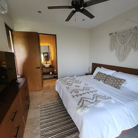 Sky - 2 Bdr - Roof & Pool - La Veleta Apartment *